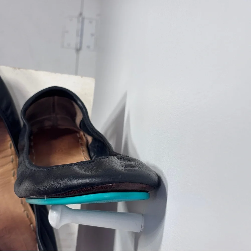 EUC Tieks By Gavrieli Women’s Matte Black Leather Flats Ballet Size 10 US - Picture 10 of 12